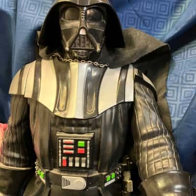 Darth Vader figurine