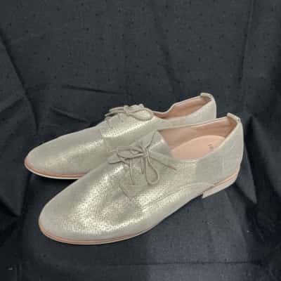 Frankie4 Mens  Size 12 Dress shoes Leather Gold 