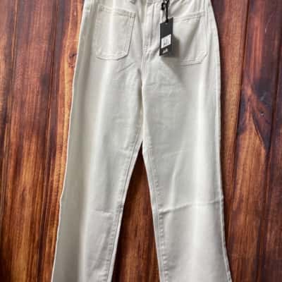 Dotti  Size 8 Wide Leg Jeans Cream new 