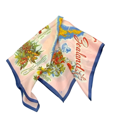 Vintage  Womens Scarf Souvenir of New Zealand Square 64 x 64 cm