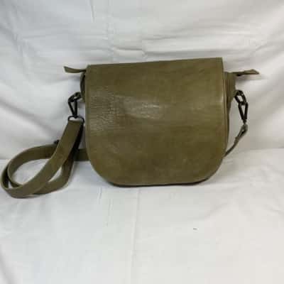 In Leatherz Womens Cross Body Bag Green 