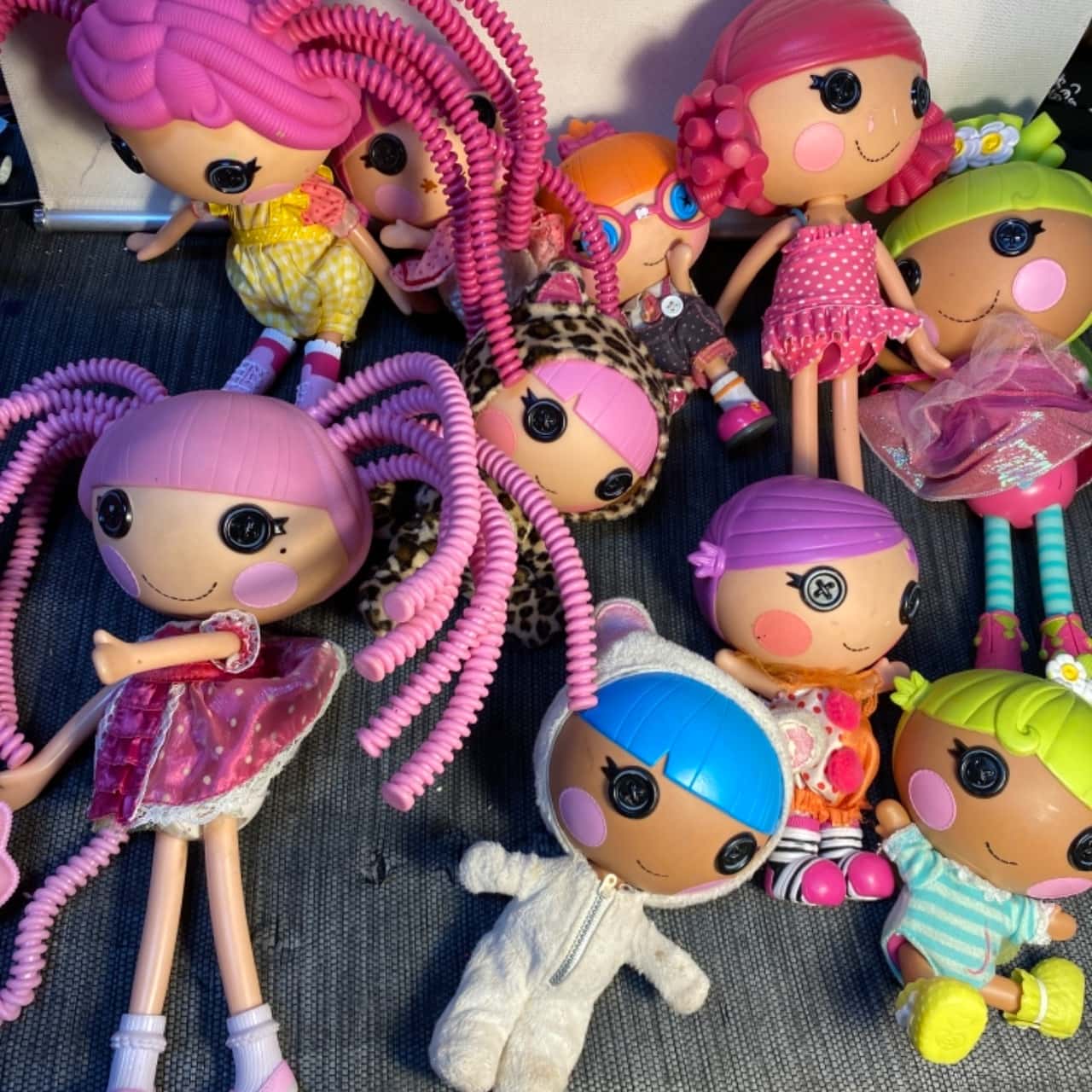 Lalaloopsy dolls bundle 10x