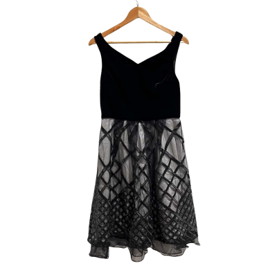 Mei Mei Womens  Size 10 Cocktail Dress / Sleeveless Dress  Black  