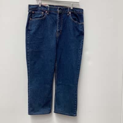 NEW - Levis Unisex  Size 38W Blue Jeans