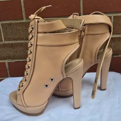 Jean Paul Gaultier Womens  Size 8 Heels Beige 