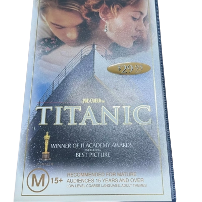 Titanic VHS