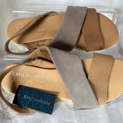 Women's EMU AUSTRALIA Sandals  Size 5  Beige / Grey 