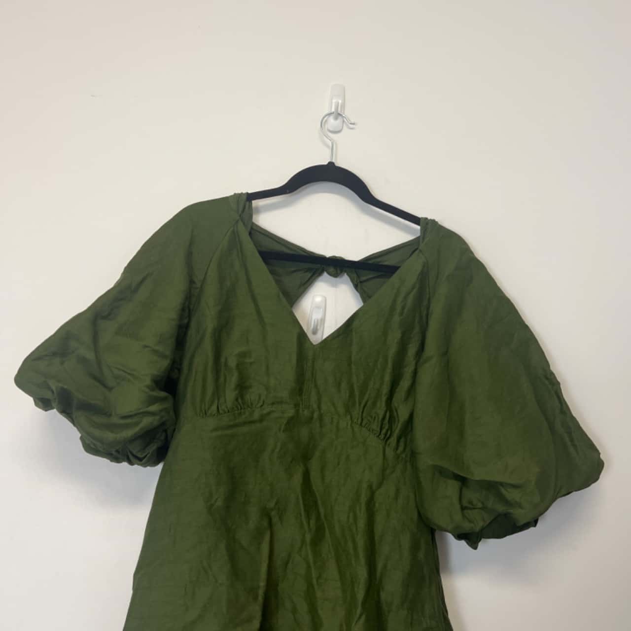 Country Road linen mix Size 14 Green puff sleeve dress(s)
