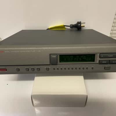 Luxman - Am/Fm Tuner - T-005 -Made in Japan