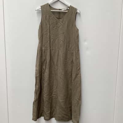 Uniqlo Womens  Size S Olive tie waist dress with pockets 