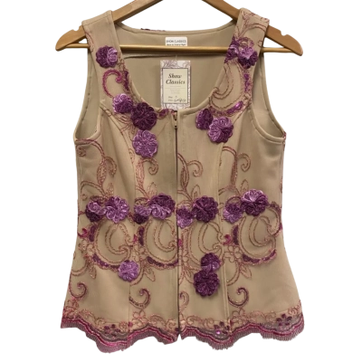 BNWT Show Classics Women’s Size S Beige / Pink / Purple Flower Appliqués & Embroidery Vest 