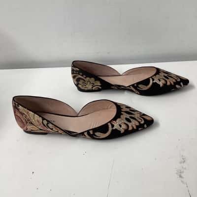 Diana Ferrari Womens  Size 10 Flats Black  / Gold 