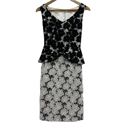 Review Womens  Size 6 Floral Lace Dress Black  / White 