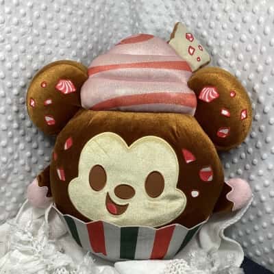Disney Munchlings Mickey Mouse Peppermint Bark Cupcake Plush.