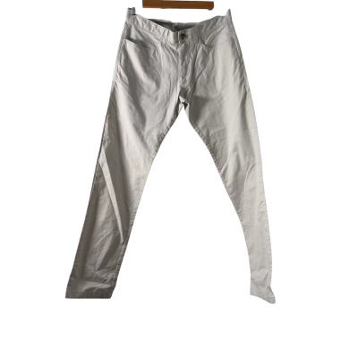 Calvin Klein Mens  Size XS Slim Fit Jeans Beige 