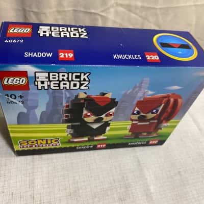 LEGO BrickHeadz Sonic the Hedgehog: Knuckles & Shadow (40672) set