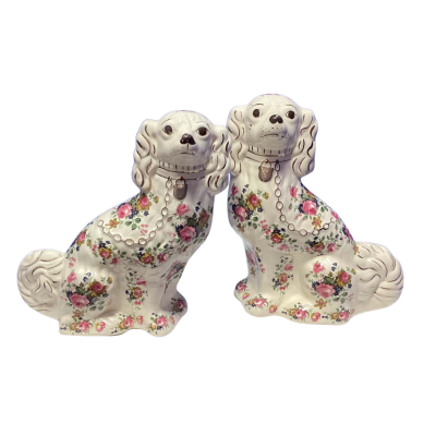 Pair of Staffordshire statues. Reproduction 