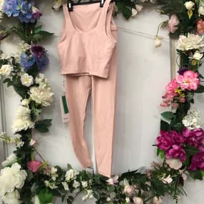 NWT Lululemon Size 4 Pink Set