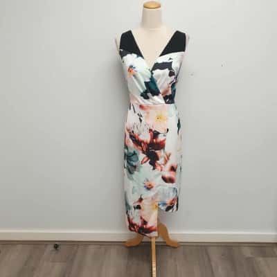 Wayne Cooper Elegant Abstract /Coloured Slim Fit Dress with Asymmetrical Hemline Detail Size 18 - Brand New with Tags - RRP 179.95 
