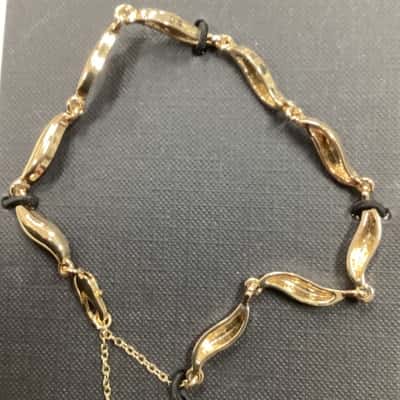 Basque Womens Bracelet Gold 
