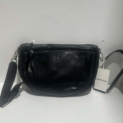 Country Road Saddle Bag/ Colour black 