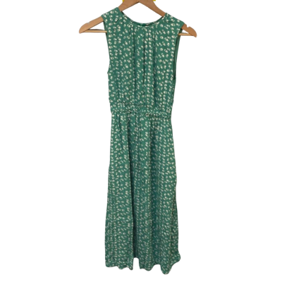 BNWT Nunui Womens  Size 10 Floral / Green 