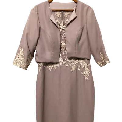 Elegant JJ’s House Mother of the Bride / Wedding Guest Dress & Jacket Set 