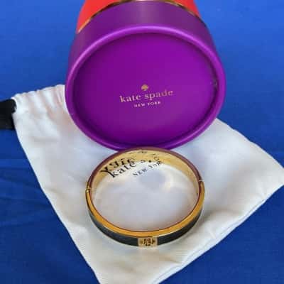 Kate Spade NewYork “An Ace Up Your Sleeve” Black Enamel & Gold Coloured Bracelet 