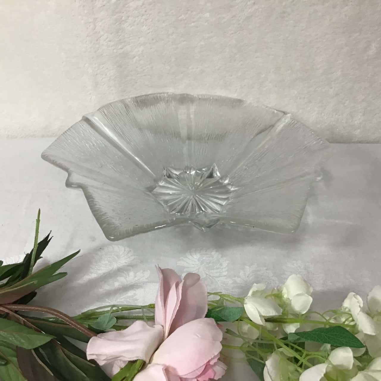 Decorative Fluted Edge Glass Bowl
