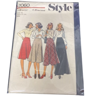 Vintage Sewing Pattern: Style 2060