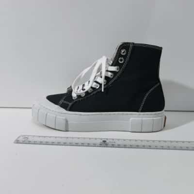 Good News Mens  Size 7.5 / 9 Sneakers Black  Good News London Black Canvas High Top Platform Sneakers Unisex USA 9 / USA 7.5