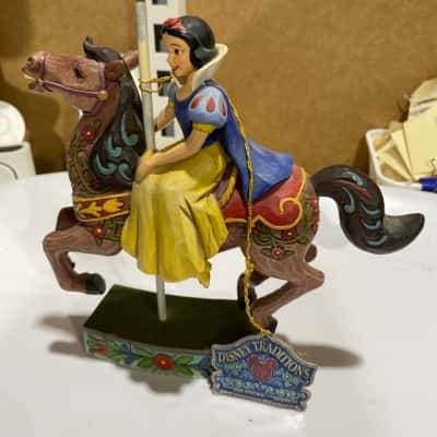 Disney Traditions Snow White Princess Of Innocense 