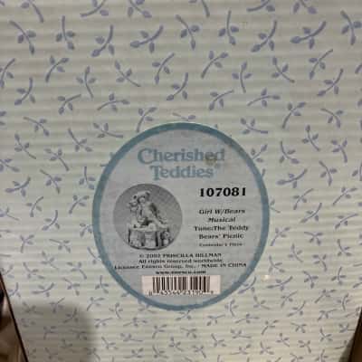 Cherished Teddies Girl with Bears Musical Tune:Teddy Bear Picnic 