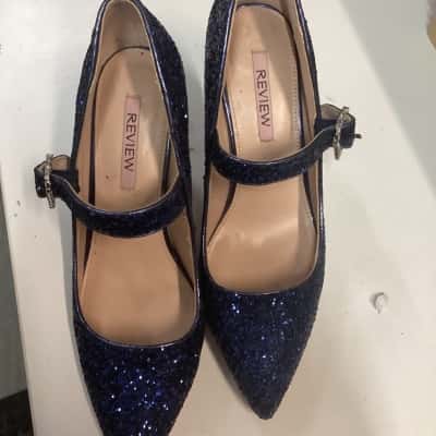 Review Womens  Size 7 Heels Blue 