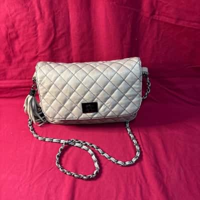  Women's Sassy Duck Quilted Cross Body Bag 