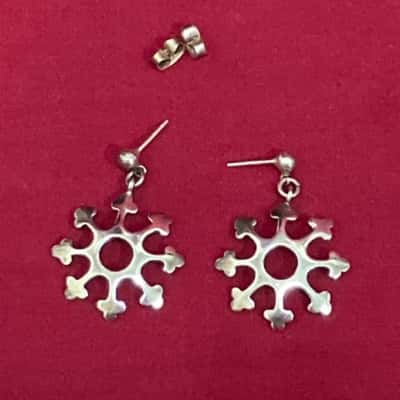  Women's 925 Snow Flake Earrings 