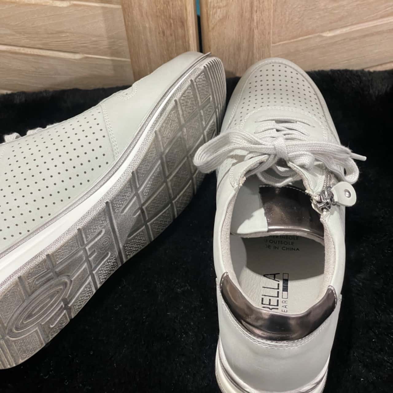 Womens Grey / Silver shoes