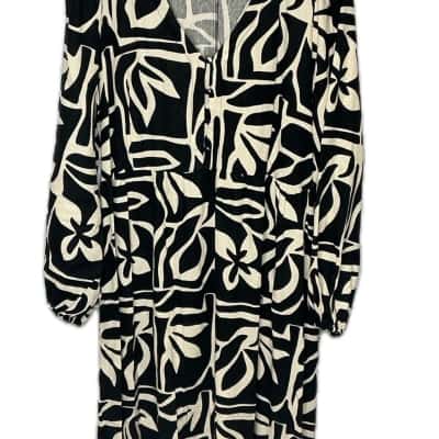 Sportsgirl black/white maxi floral dress