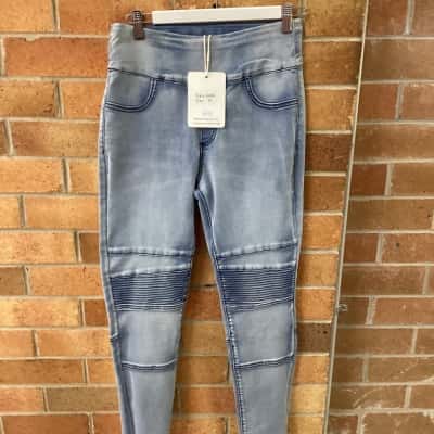 Wakee Womens  Size 10 Denim Jeans 