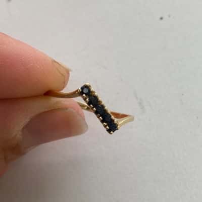 Solid 9ct (375) Gold Blue Sapphire Ring