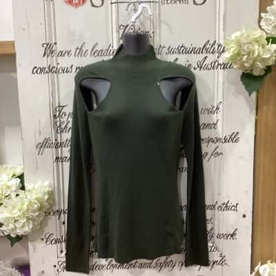  DION LEE BRAND! MOCK NECK SHOULDER CUTOUT 100% MERINO WOOL PULLOVER! Womens  Size 12 / L Long Sleeve Top Green 