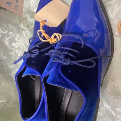 Men’s Blue glossy formal shoes, Size 45
