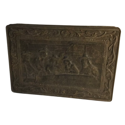 The Syndis by Rembrandt Tin Box Approx 23 x 15cm