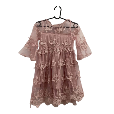 Aigiannar Flower Lace  Dress.  Size 3 / 4 
