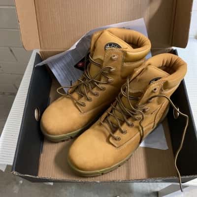 BNWT Oliver work Boots