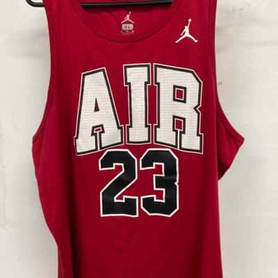 Air Jordan Nike Mens  Size XL Black  / Red singlet