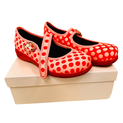 Womens Rainbows and Fairies "BLUSH" Polka Dot Mary Jane Shoes – Women's Size 7 – Rainbows and Fairies
