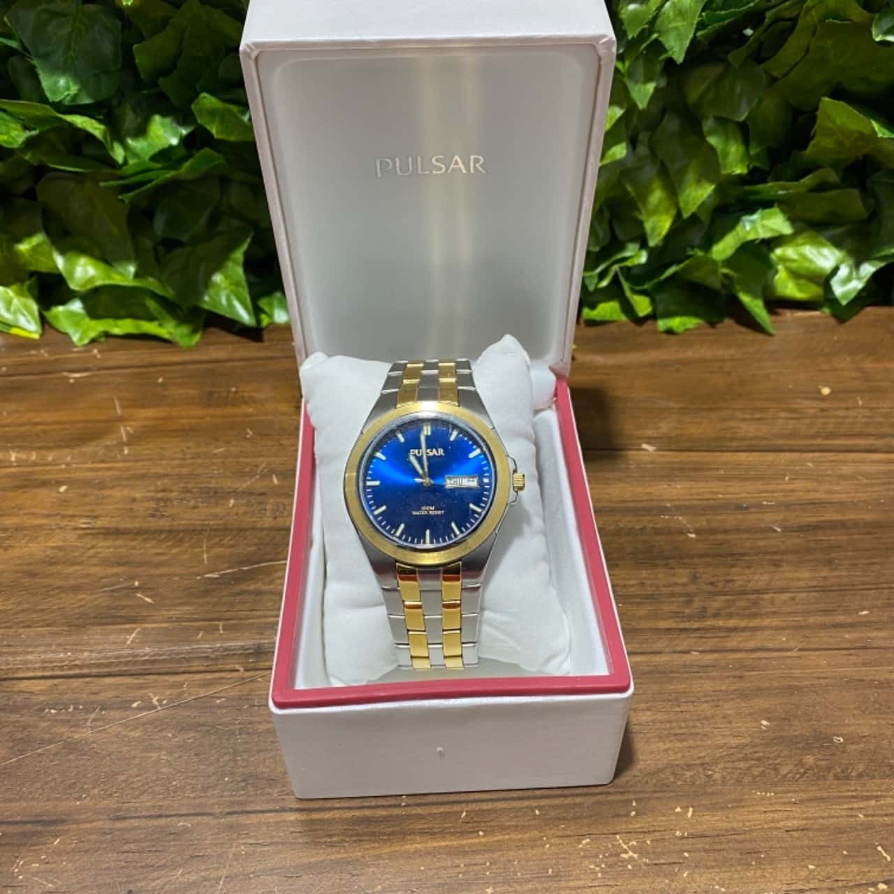 pulsar watch blue face