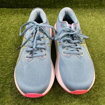 Asics Gel-Kyano Running Shoes Size 10