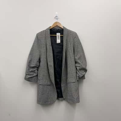'Boohoo' Ruched Sleeve Blazer 